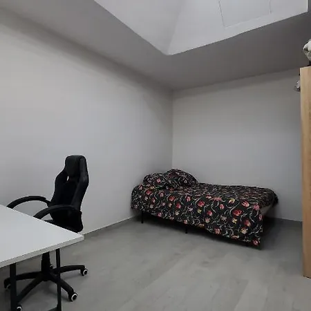 Dom wakacyjny Maisonette Chaleureuse A La Porte De Paris